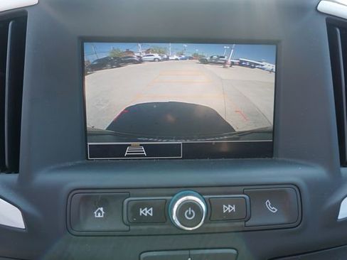 Used 2023 GMC Terrain SLE AWD/4WD image 15