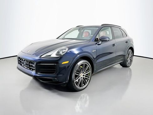 Used 2019 Porsche Cayenne E-Hybrid image 1