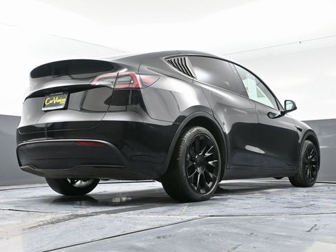 Used 2023 Tesla Model Y Long Range image 53