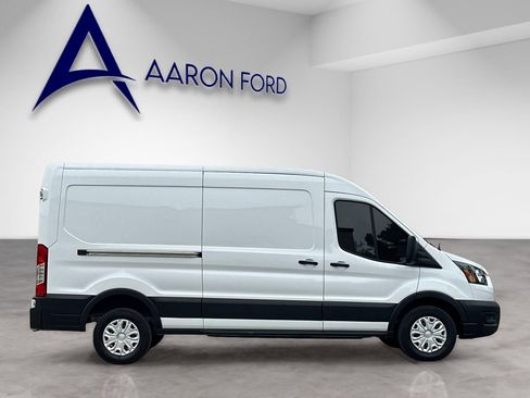 Used 2023 Ford E-Transit Medium Roof image 6