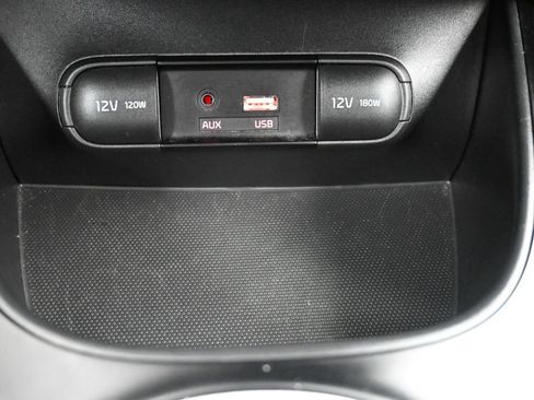 Used 2016 Kia Soul + w/ Designer's Package FWD image 23
