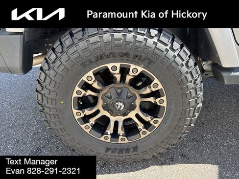 Used 2013 Jeep Wrangler Unlimited Sahara w/ Dual Top Group image 9