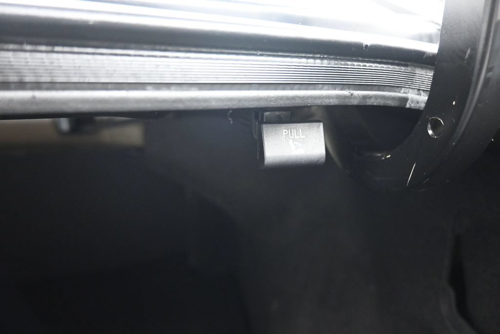 Used 2018 Hyundai Elantra Value Edition w/ Cargo Package FWD image 43