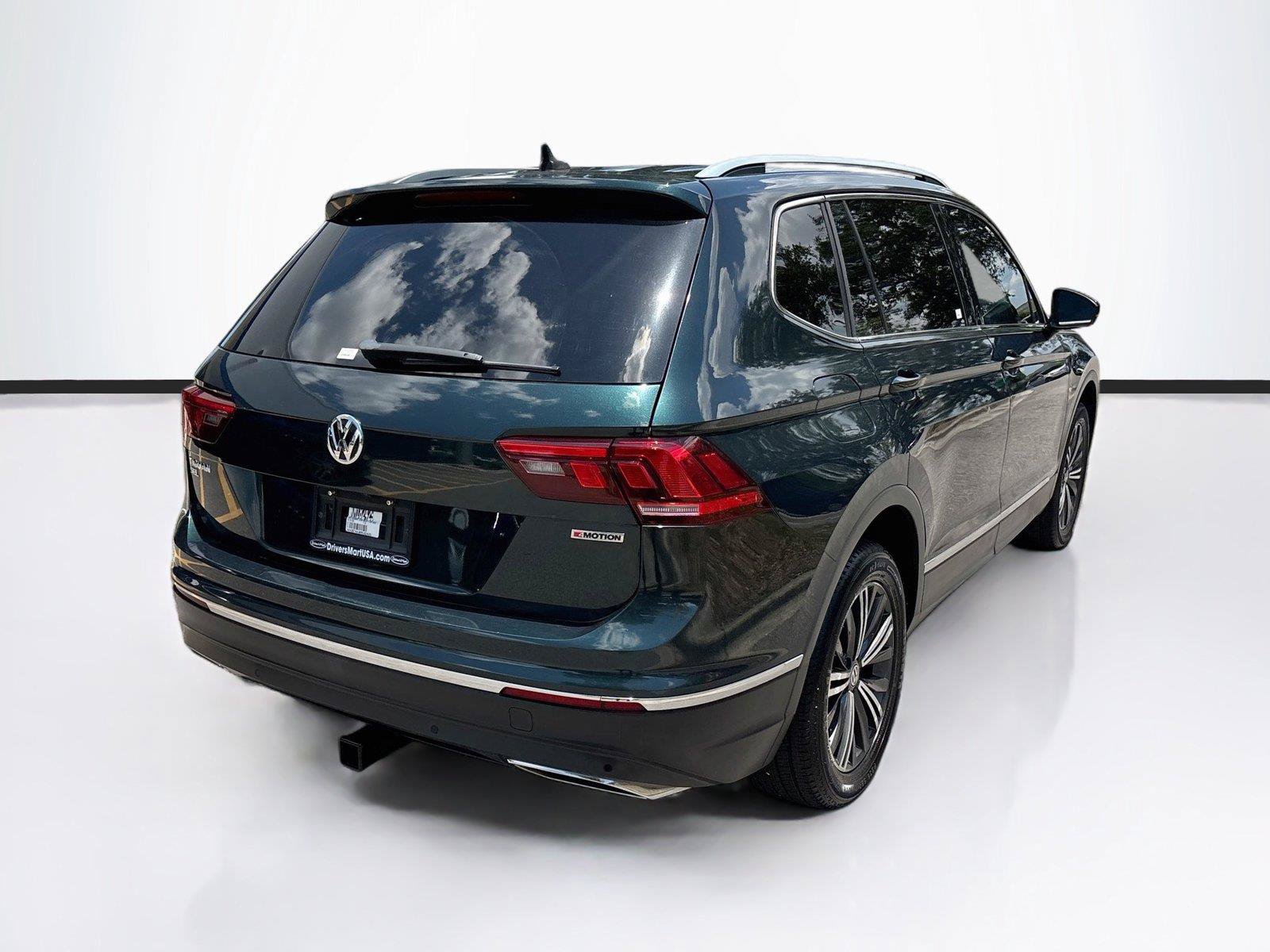 Used 2019 Volkswagen Tiguan SEL w/ 3rd Row Seat Package AWD/4WD image 7