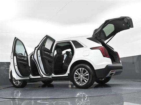 Used 2023 Cadillac XT5 Premium Luxury FWD image 52
