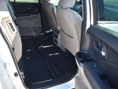 Used 2023 Honda Ridgeline RTL-E image 19