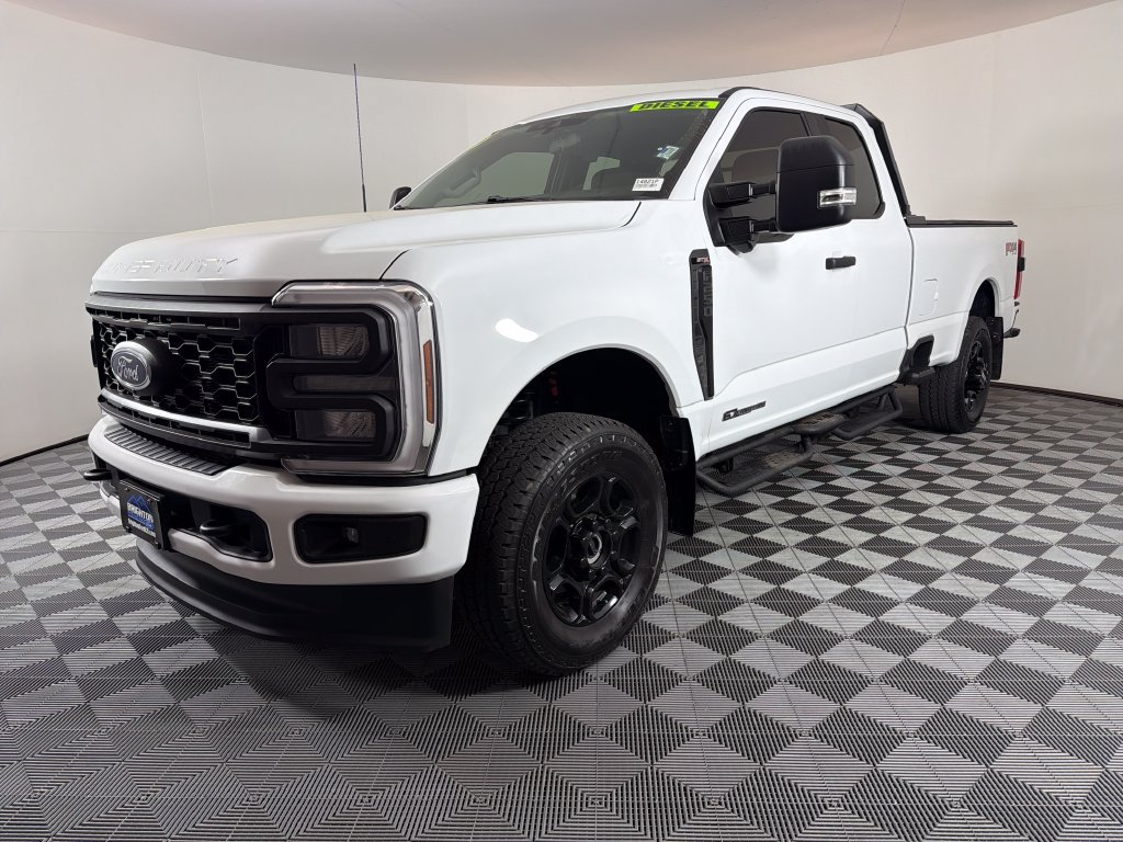 Used 2025 Ford F250 XL w/ STX Appearance Package AWD/4WD image 7