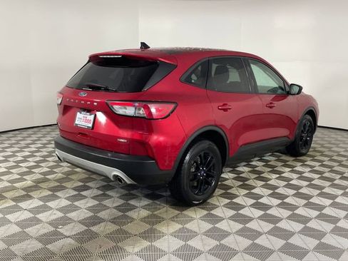 Used 2020 Ford Escape SE Sport image 16