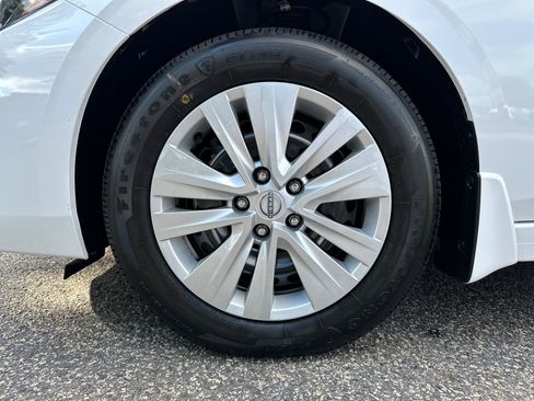 New 2025 Nissan Sentra S image 11