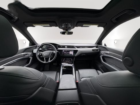 Certified 2023 Audi e-tron Chronos AWD/4WD image 13