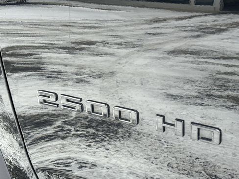 Used 2024 Chevrolet Silverado 2500 LTZ w/ LTZ Plus Package image 10