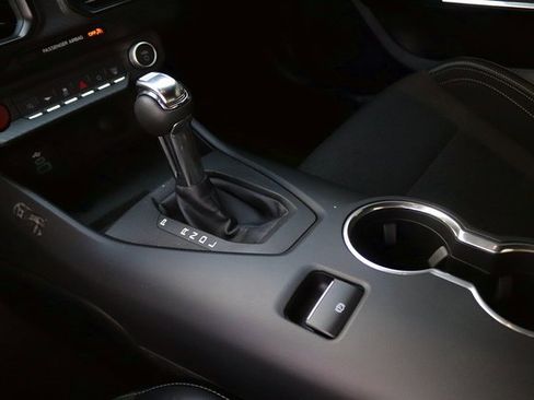 Used 2024 Ford Mustang Premium image 19