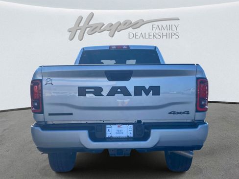 Used 2026 RAM 2500 Big Horn AWD/4WD image 4