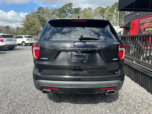 Used 2017 Ford Explorer Sport w/ Equipment Group 401A image 6