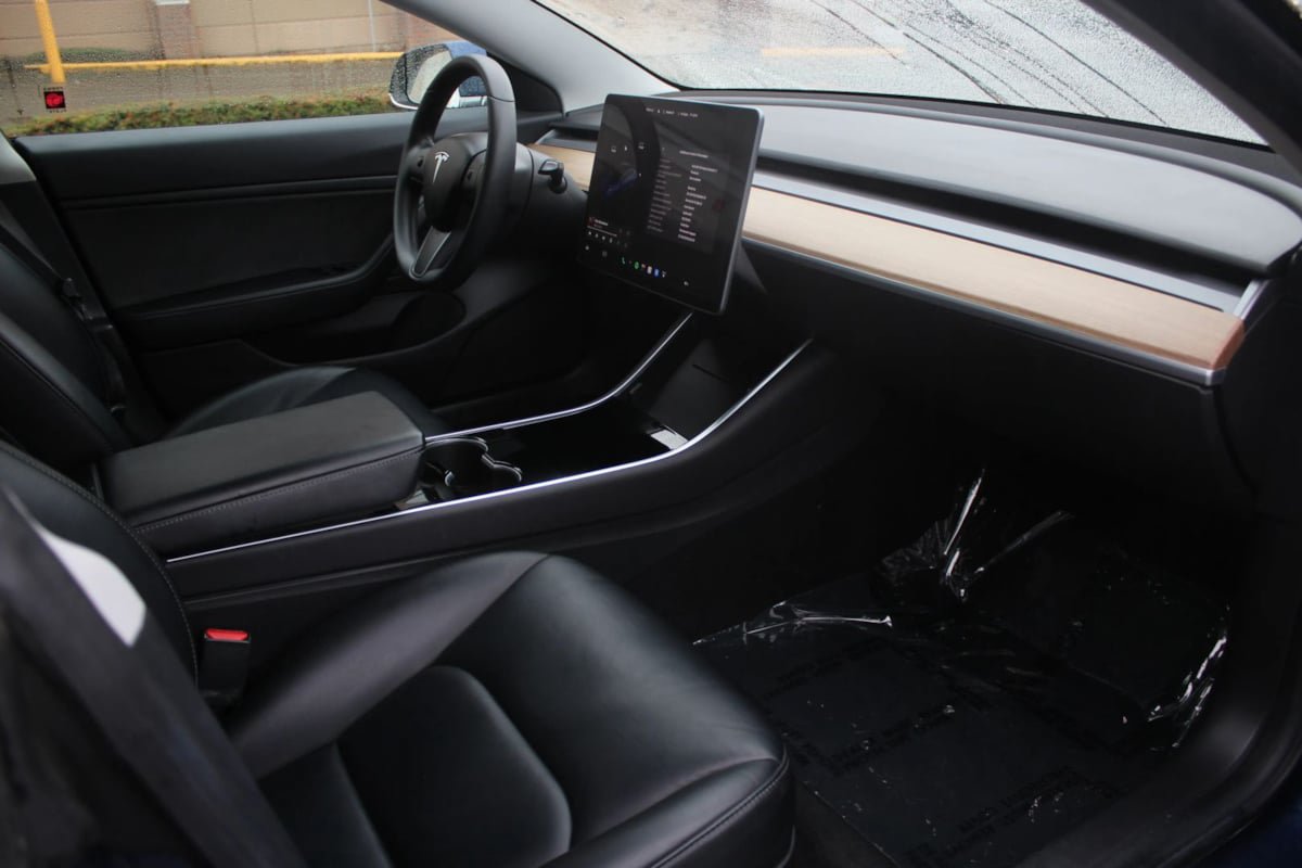 Used 2019 Tesla Model 3 Performance AWD/4WD image 18