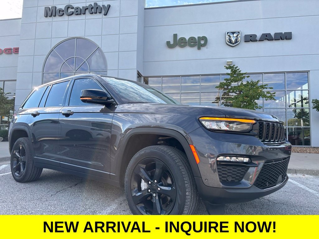 Used 2023 Jeep Grand Cherokee Limited w/ Luxury Tech Group II RWD image 1