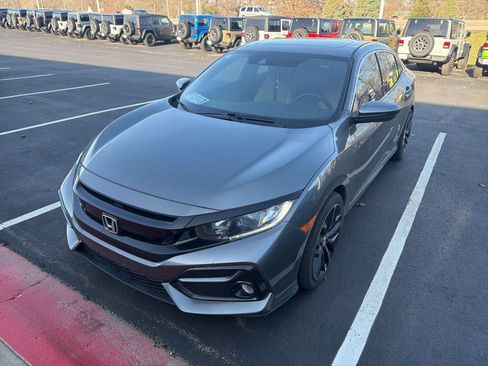 Used 2020 Honda Civic EX image 2