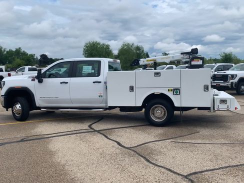 New 2024 GMC Sierra 3500 Pro w/ Fleet Convenience Package image 6