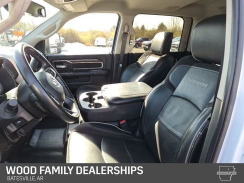 Used 2023 RAM 3500 Laramie image 17