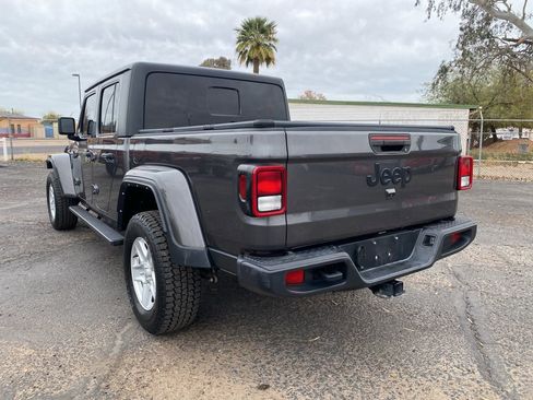 Used 2022 Jeep Gladiator Sport image 17