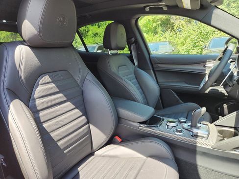 New 2024 Alfa Romeo Stelvio Quadrifoglio image 12