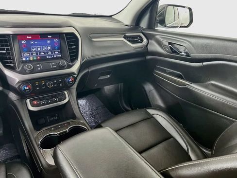 Used 2023 GMC Acadia SLT AWD/4WD image 25