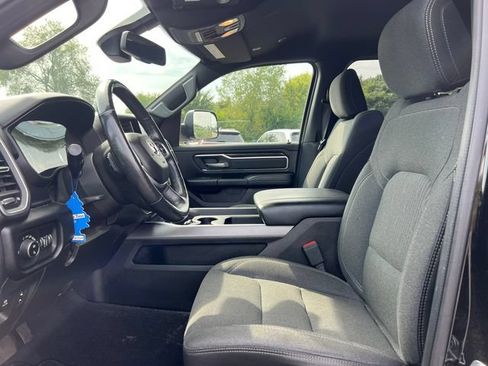 Used 2019 RAM 1500 Big Horn AWD/4WD image 3