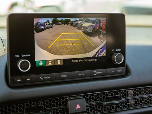Used 2024 Honda HR-V LX image 17