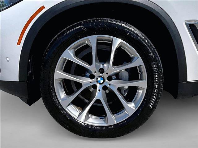 Used 2022 BMW X5 sDrive40i w/ Executive Package RWD image 10