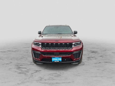 New 2026 Jeep Grand Cherokee Limited AWD/4WD image 3