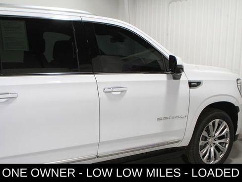 Used 2022 GMC Yukon XL Denali AWD/4WD image 37