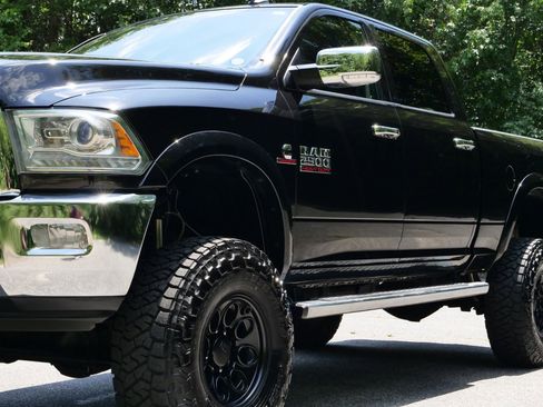 Used 2015 RAM 2500 Laramie AWD/4WD image 45