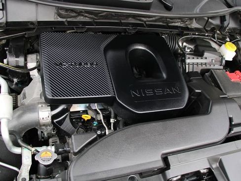 Certified 2025 Nissan Murano SV image 35