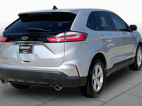 Used 2019 Ford Edge SE FWD image 13