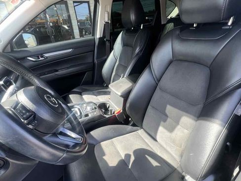 Used 2020 MAZDA CX-5 Touring FWD image 11