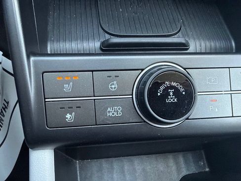 Used 2024 Hyundai Kona Limited AWD/4WD image 26