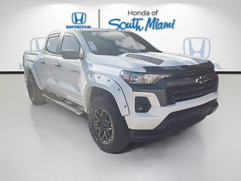 Used 2024 Chevrolet Colorado LT w/ LT Convenience Package image 1