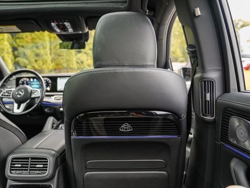 Used 2021 Mercedes-Benz Maybach GLS 600 4MATIC image 57