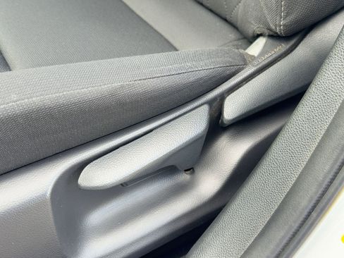 Used 2023 Toyota Corolla LE image 11