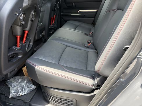 Certified 2025 Toyota Tacoma TRD Pro AWD/4WD image 31