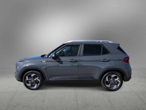 New 2026 Hyundai Venue SEL FWD image 5