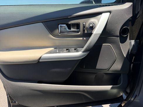 Used 2011 Ford Edge Limited w/ 302A Rapid Spec Order Code FWD image 13