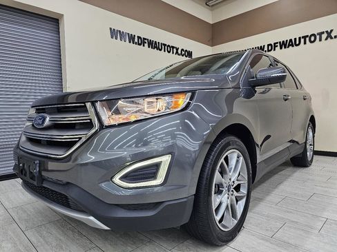 Used 2015 Ford Edge Titanium w/ Equipment Group 301A FWD image 2