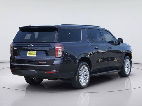 Used 2023 Chevrolet Suburban RST w/ Luxury Package RWD image 6