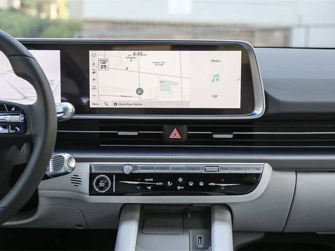 New 2025 Hyundai Ioniq 6 SEL image 18