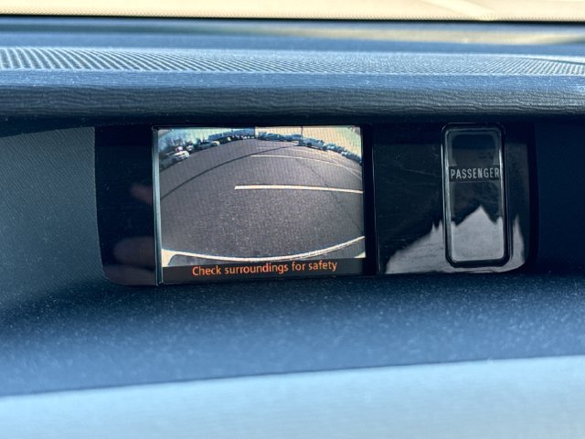 Used 2011 Toyota Sienna LE FWD image 29