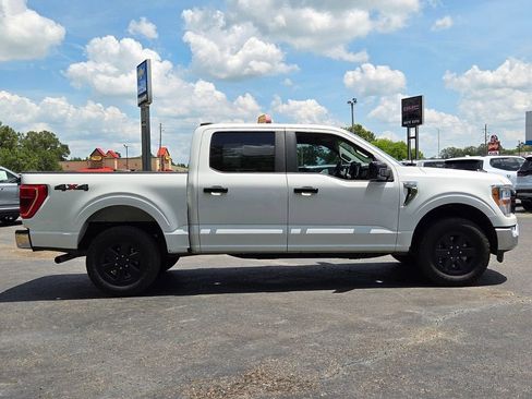 Used 2022 Ford F150 XLT w/ Trailer Tow Package AWD/4WD image 7