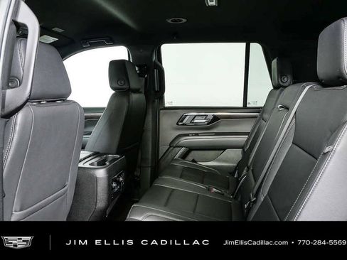 Used 2025 Chevrolet Tahoe LT AWD/4WD image 17