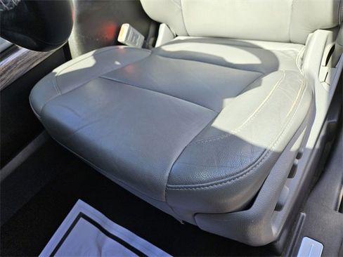 Used 2017 Chevrolet Tahoe LT image 12