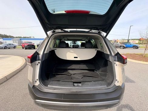 Used 2023 Nissan Rogue SL AWD/4WD image 31